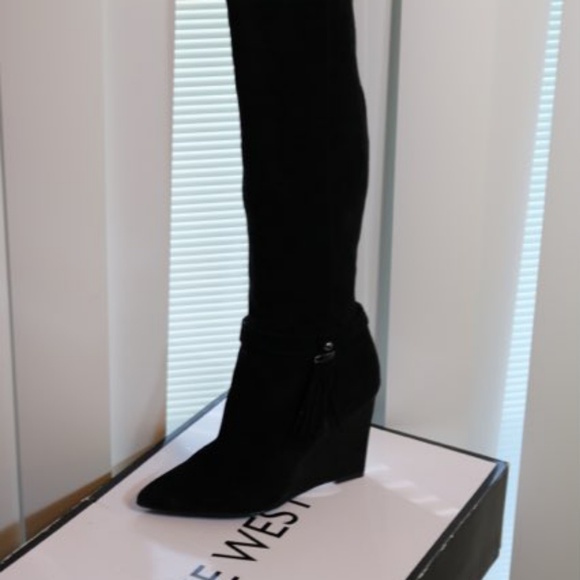 boots - Picture 4 of 4